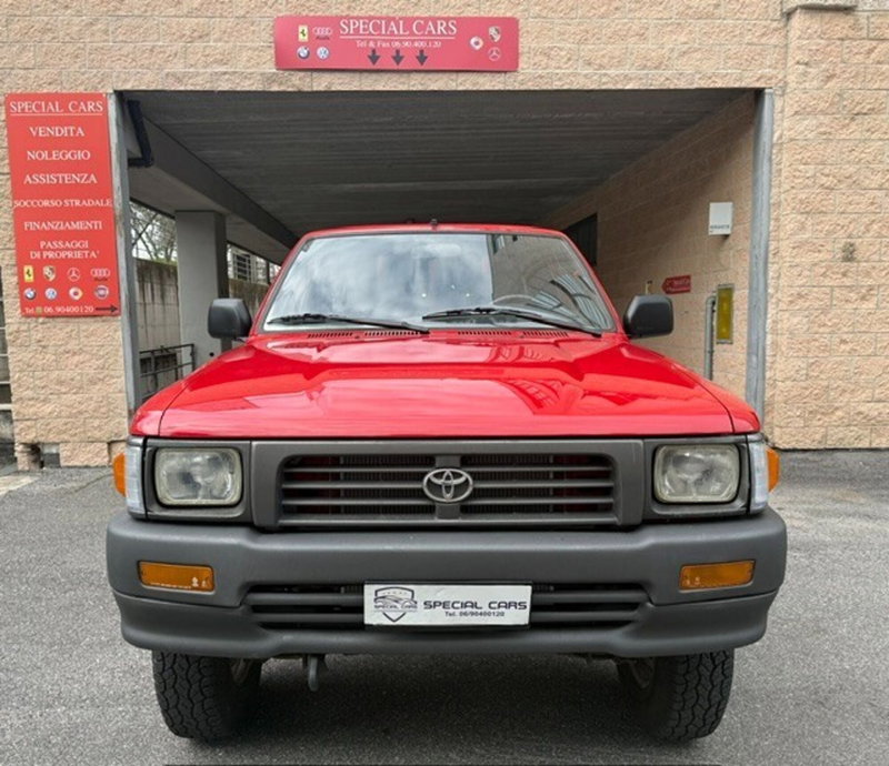 Toyota Hilux 2.diesel Furgone