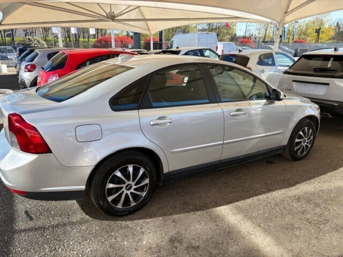 Volvo S40 1.6 16V cat Summum (13)