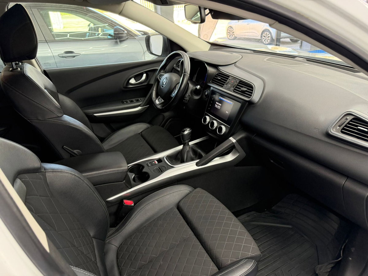 Renault Kadjar dCi 8V 115CV Sport Edition (10)