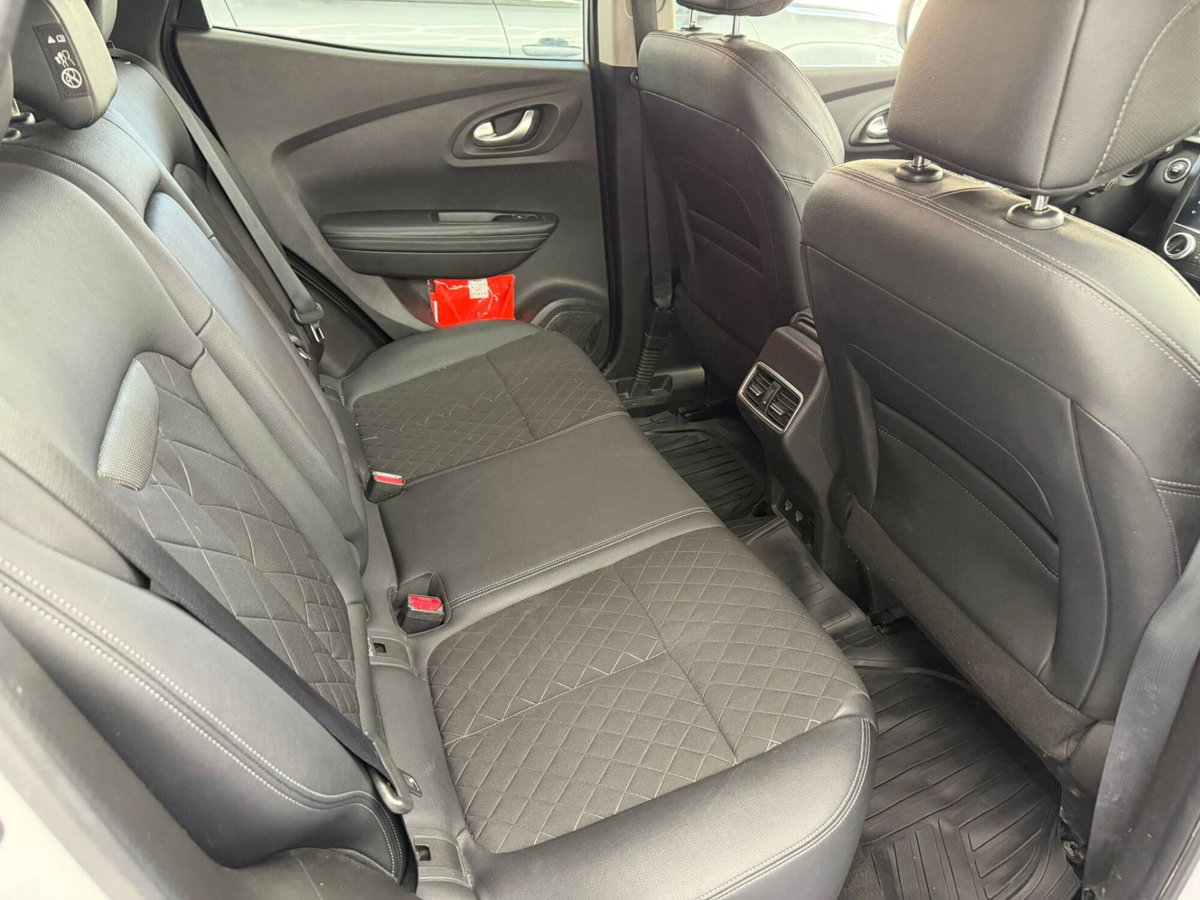 Renault Kadjar dCi 8V 115CV Sport Edition (11)