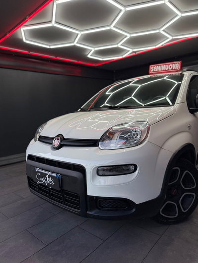 Fiat Panda 1.0 FireFly S&S Hybrid City Cross (19)