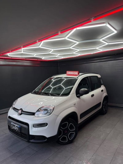 Fiat Panda 1.0 FireFly S&S Hybrid City Cross (4)