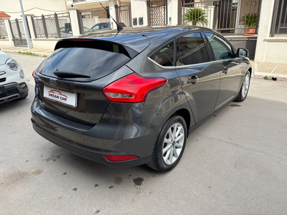 Ford Focus 1.5 TDCi 120 CV Start&Stop Titanium (11)