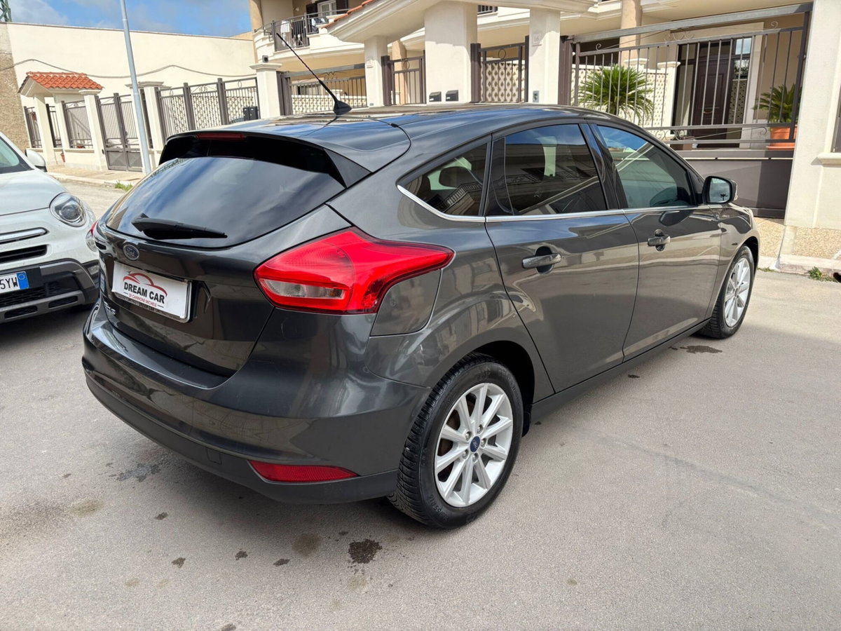 Ford Focus 1.5 TDCi 120 CV Start&Stop Titanium (12)