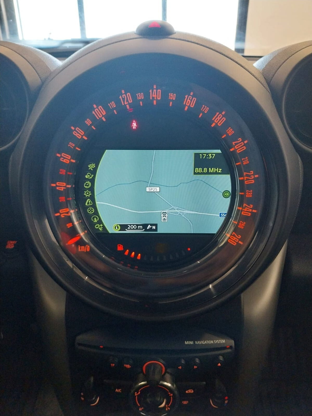 MINI Mini Countryman 1.6 Cooper D Park Lane Plus Countryman (13)