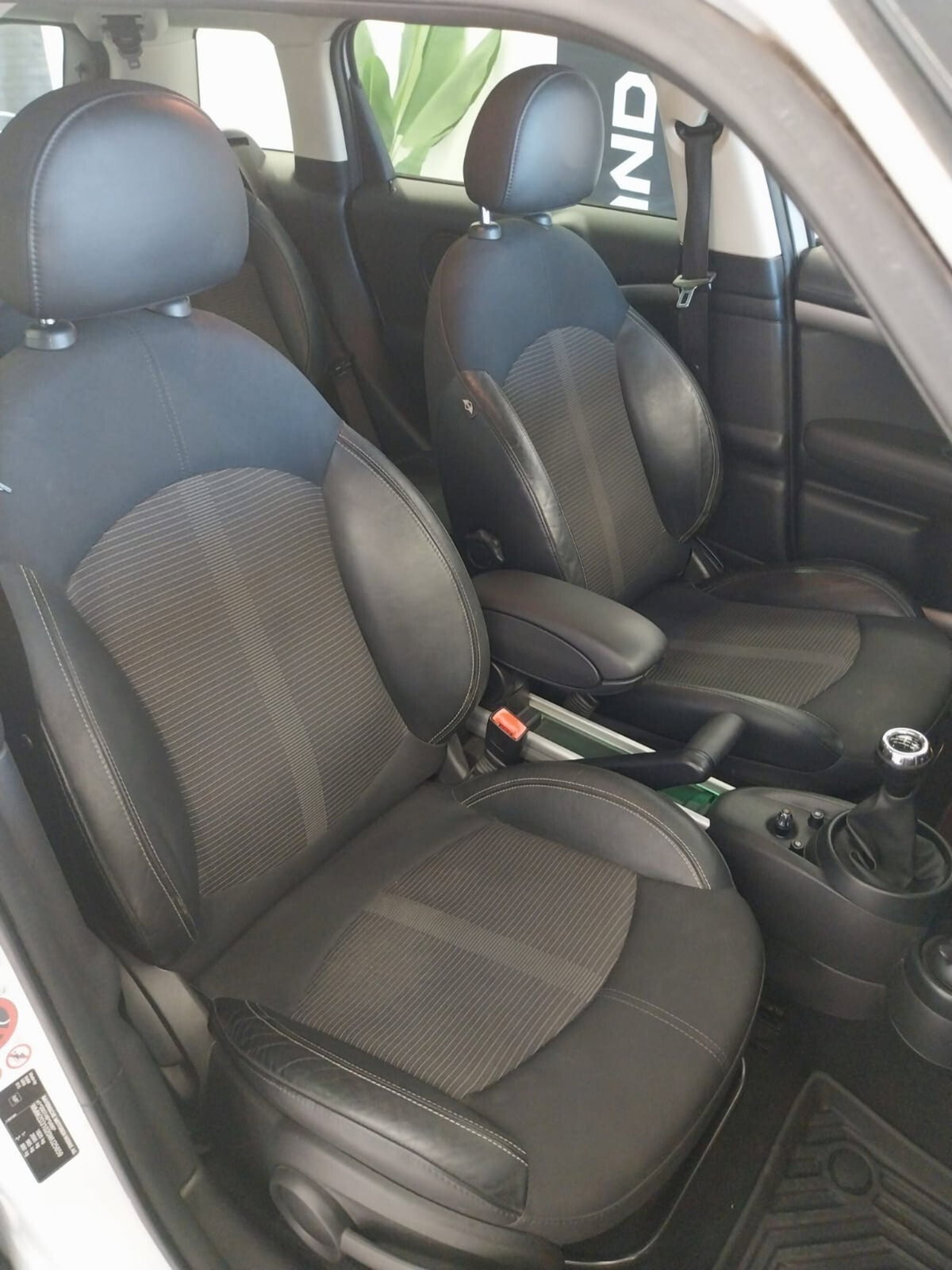 MINI Mini Countryman 1.6 Cooper D Park Lane Plus Countryman (19)