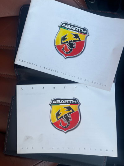 Abarth 595 595 1.4 Turbo T-Jet 180 CV Competizione (14)