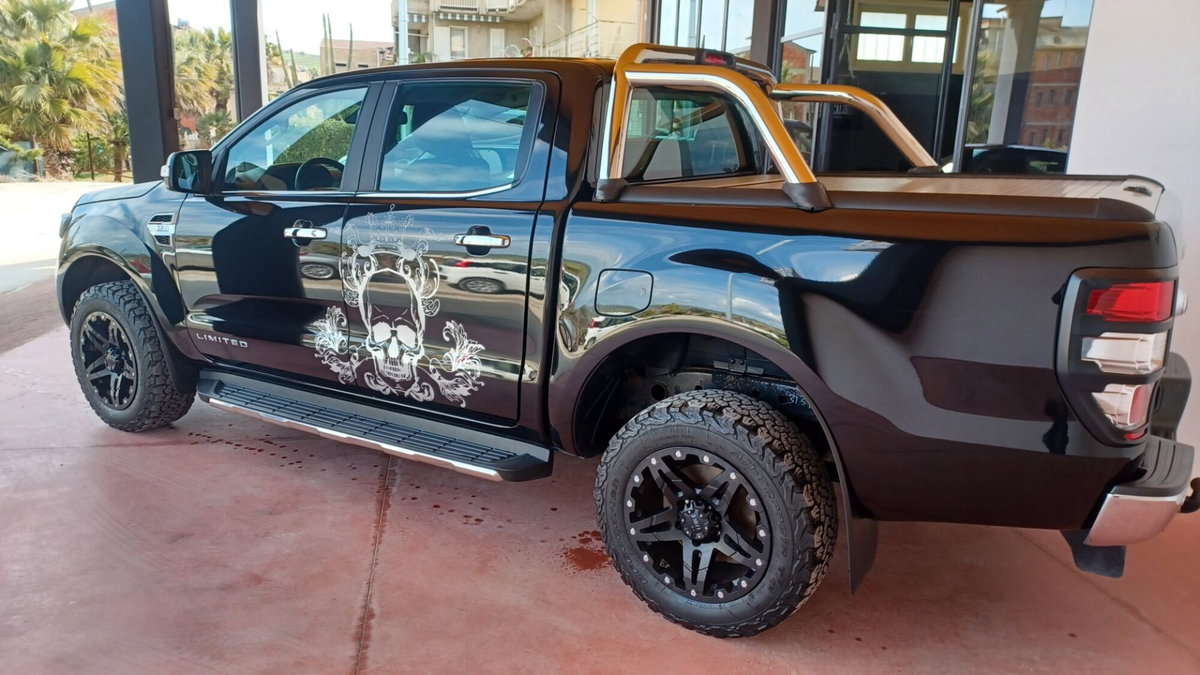 Ford Ranger Pick-up Ranger 3.2 TDCi aut. DC Limited 5pt. (7)