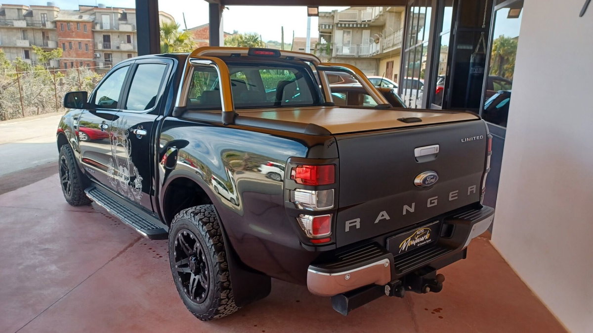 Ford Ranger Pick-up Ranger 3.2 TDCi aut. DC Limited 5pt. (8)