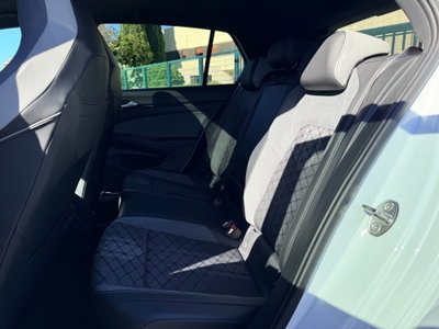Volkswagen Golf 1.5 eTSI 130 CV EVO ACT DSG R-Line (10)