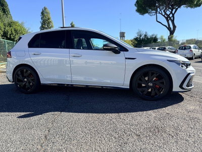 Volkswagen Golf 1.5 eTSI 130 CV EVO ACT DSG R-Line (5)