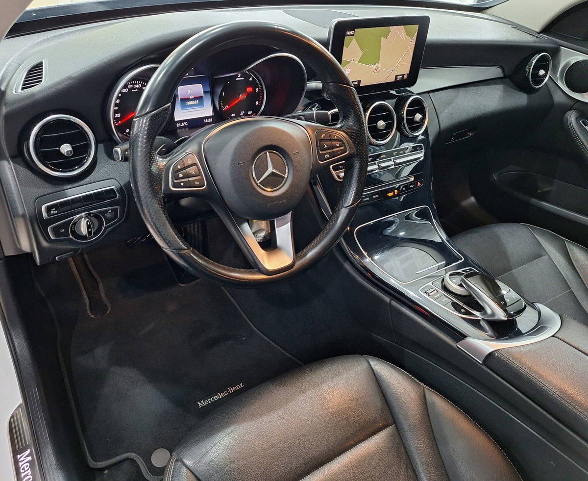 Mercedes-Benz Classe C 220 d 4Matic Auto Premium (18)