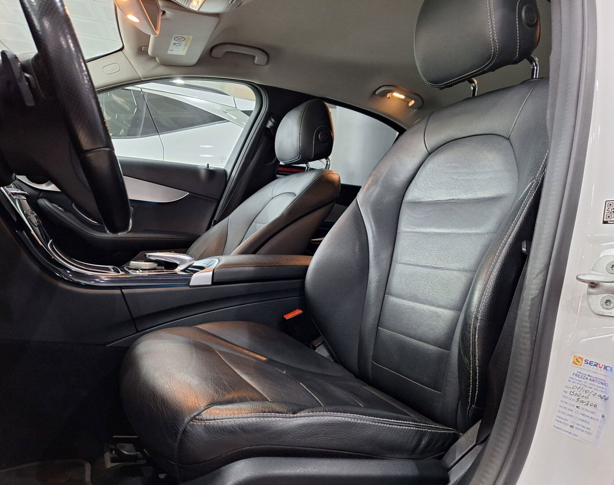 Mercedes-Benz Classe C 220 d 4Matic Auto Premium (19)
