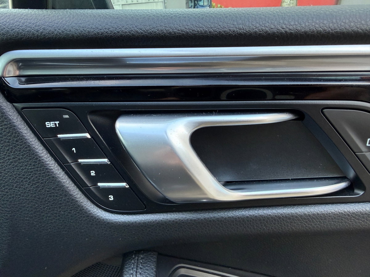 Porsche Macan S (10)