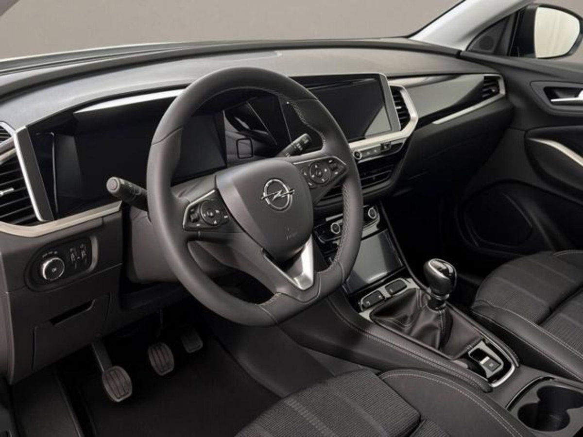 Opel Grandland 1.2 Turbo 12V 130 CV aut. GS Line (18)