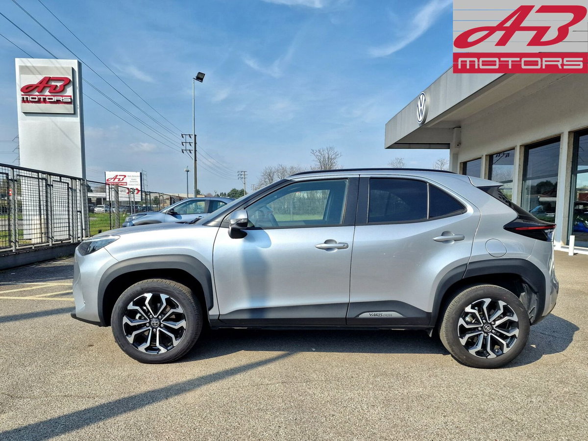 Toyota Yaris Cross 1.5 Hybrid 5p. E-CVT Trend (8)