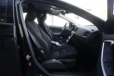 Volvo V60 D2 1.6 Kinetic (11)