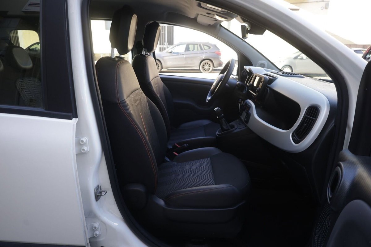 Fiat Panda Cross Cross 1.0 FireFly S&S Hybrid (10)