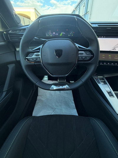 Peugeot 408 1.2 hybrid GT 145cv e-dsc6 (10)