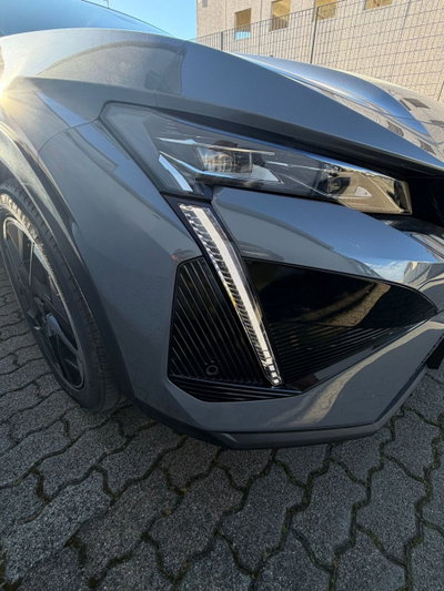 Peugeot 408 1.2 hybrid GT 145cv e-dsc6 (11)