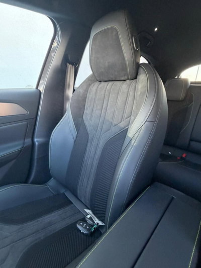 Peugeot 408 1.2 hybrid GT 145cv e-dsc6 (9)