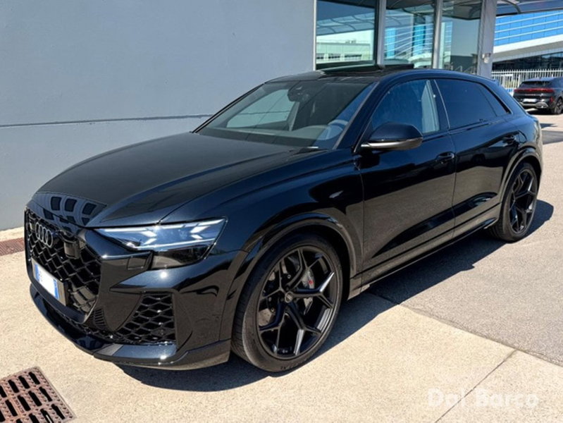 Audi RS Q8 Q8 4.0 mhev 48V performance 640cv tiptronic