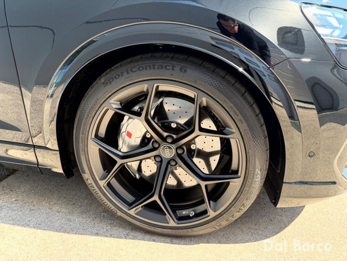 Audi RS Q8 Q8 4.0 mhev 48V performance 640cv tiptronic (4)