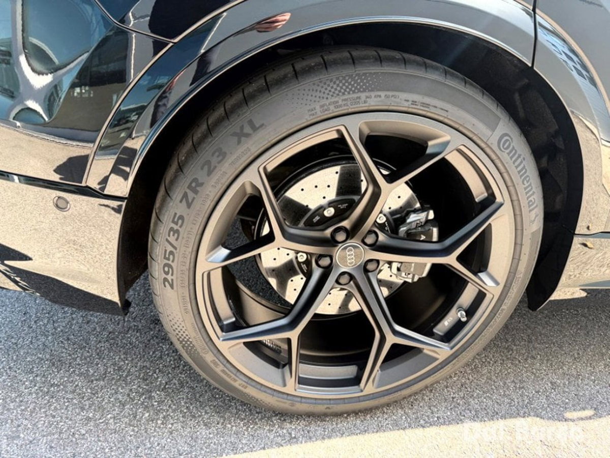 Audi RS Q8 Q8 4.0 mhev 48V performance 640cv tiptronic (6)