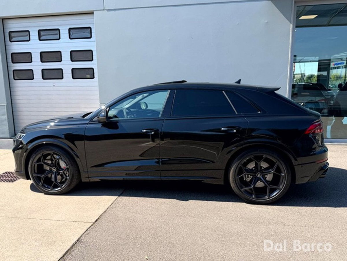Audi RS Q8 Q8 4.0 mhev 48V performance 640cv tiptronic (9)