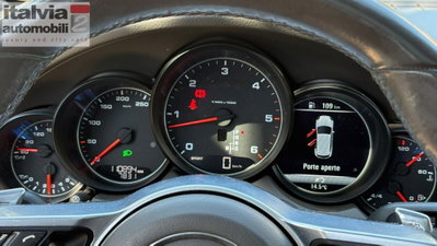 Porsche Cayenne 3.0 Diesel Platinum Edition (13)