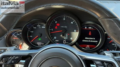 Porsche Cayenne 3.0 Diesel Platinum Edition (14)