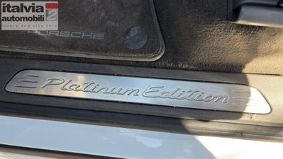 Porsche Cayenne 3.0 Diesel Platinum Edition (16)