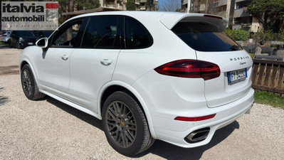 Porsche Cayenne 3.0 Diesel Platinum Edition (4)