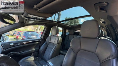 Porsche Cayenne 3.0 Diesel Platinum Edition (6)