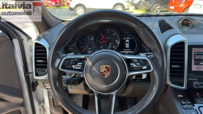 Porsche Cayenne 3.0 Diesel Platinum Edition (7)