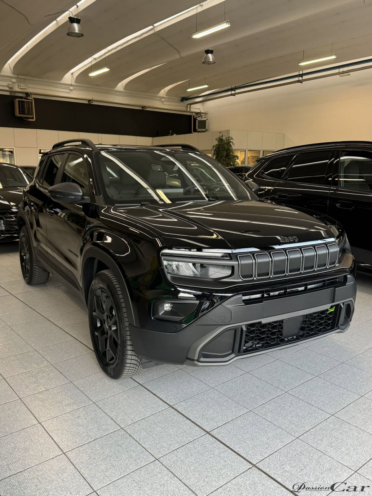 Jeep Avenger 1.2 turbo e-hybrid mhev Upland 4xe 145cv edct6 (3)