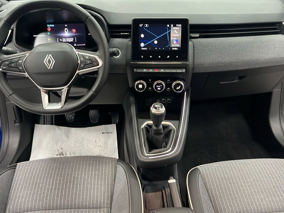Renault Clio TCe 90 CV 5 porte Techno (10)