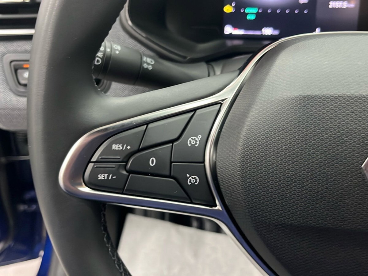 Renault Clio TCe 90 CV 5 porte Techno (18)