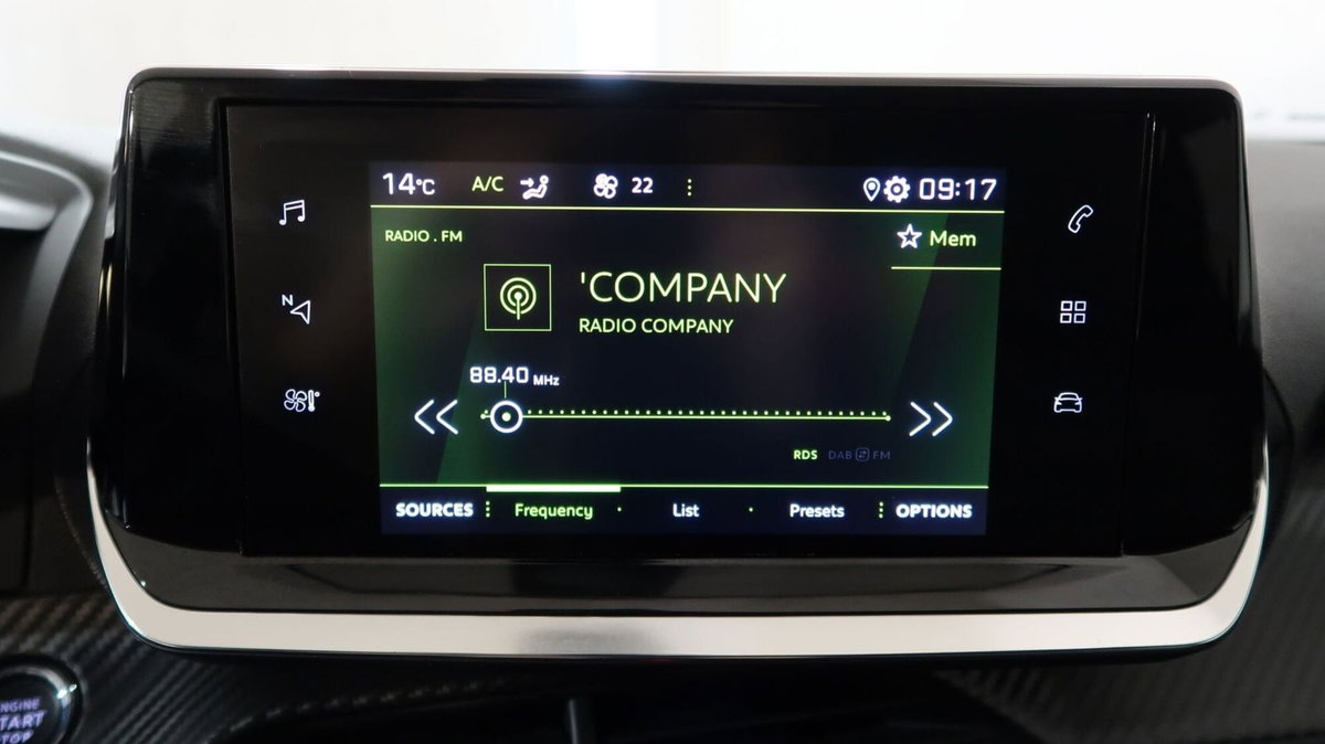 Peugeot 2008 1.2 puretech Active s&s 100cv (16)