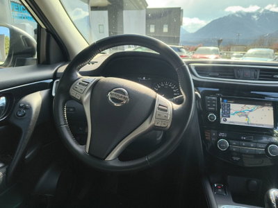 Nissan Qashqai 1.6 dCi 4WD N-Connecta (11)