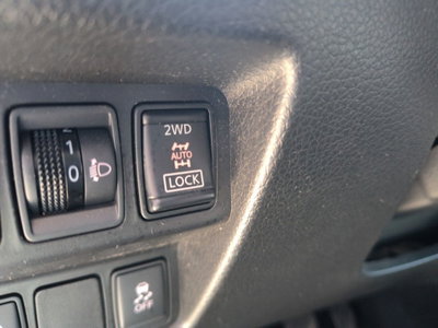 Nissan Qashqai 1.6 dCi 4WD N-Connecta (15)