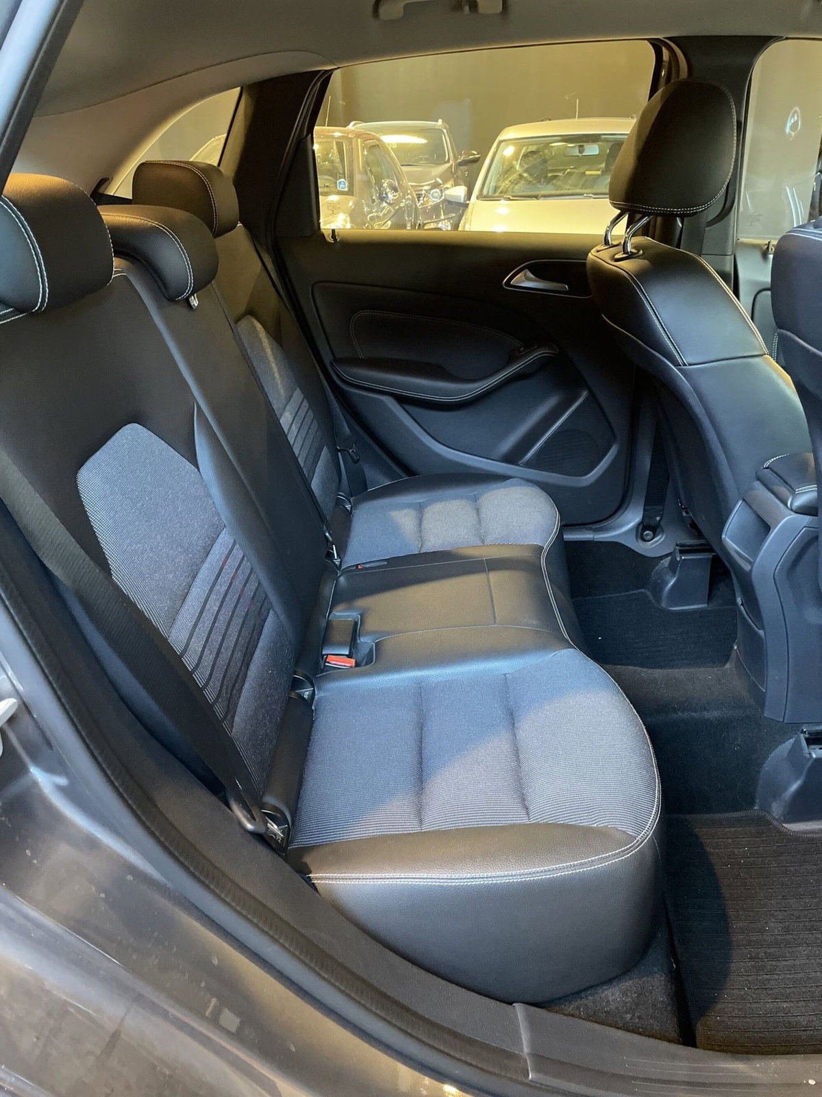 Mercedes-Benz Classe B 200 CDI Premium (15)
