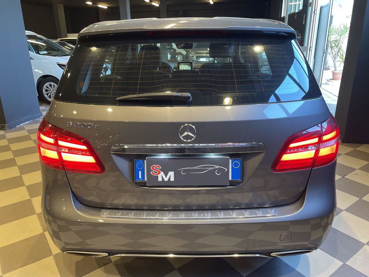 Mercedes-Benz Classe B 200 CDI Premium (5)