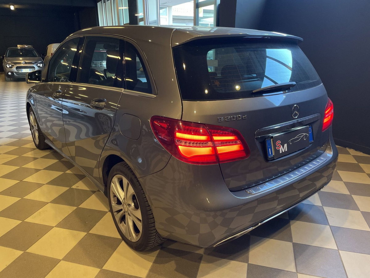 Mercedes-Benz Classe B 200 CDI Premium (6)