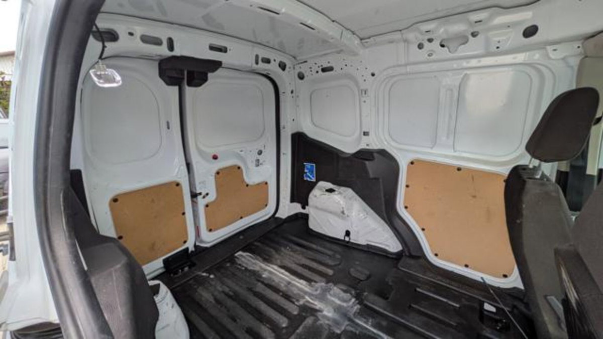 Ford Transit Courier 1.0 EcoBoost 100CV  Trend (5)