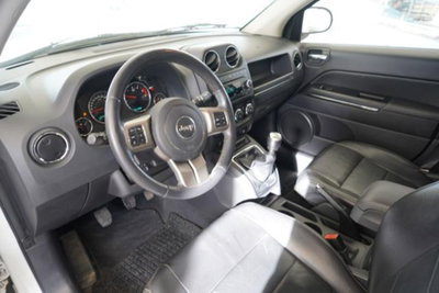 Jeep Compass 2.2 CRD Limited (9)