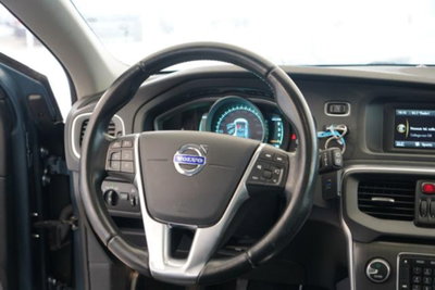 Volvo V40 D2 1.6 Kinetic (14)