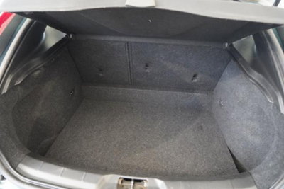 Volvo V40 D2 1.6 Kinetic (15)