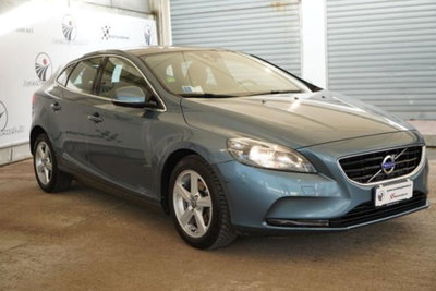 Volvo V40 D2 1.6 Kinetic (4)