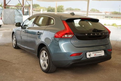 Volvo V40 D2 1.6 Kinetic (7)